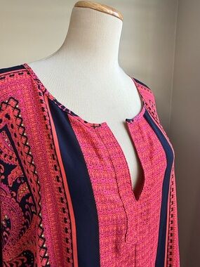 Peter Nygard Pink and Navy Printed Split-Neck Tunic